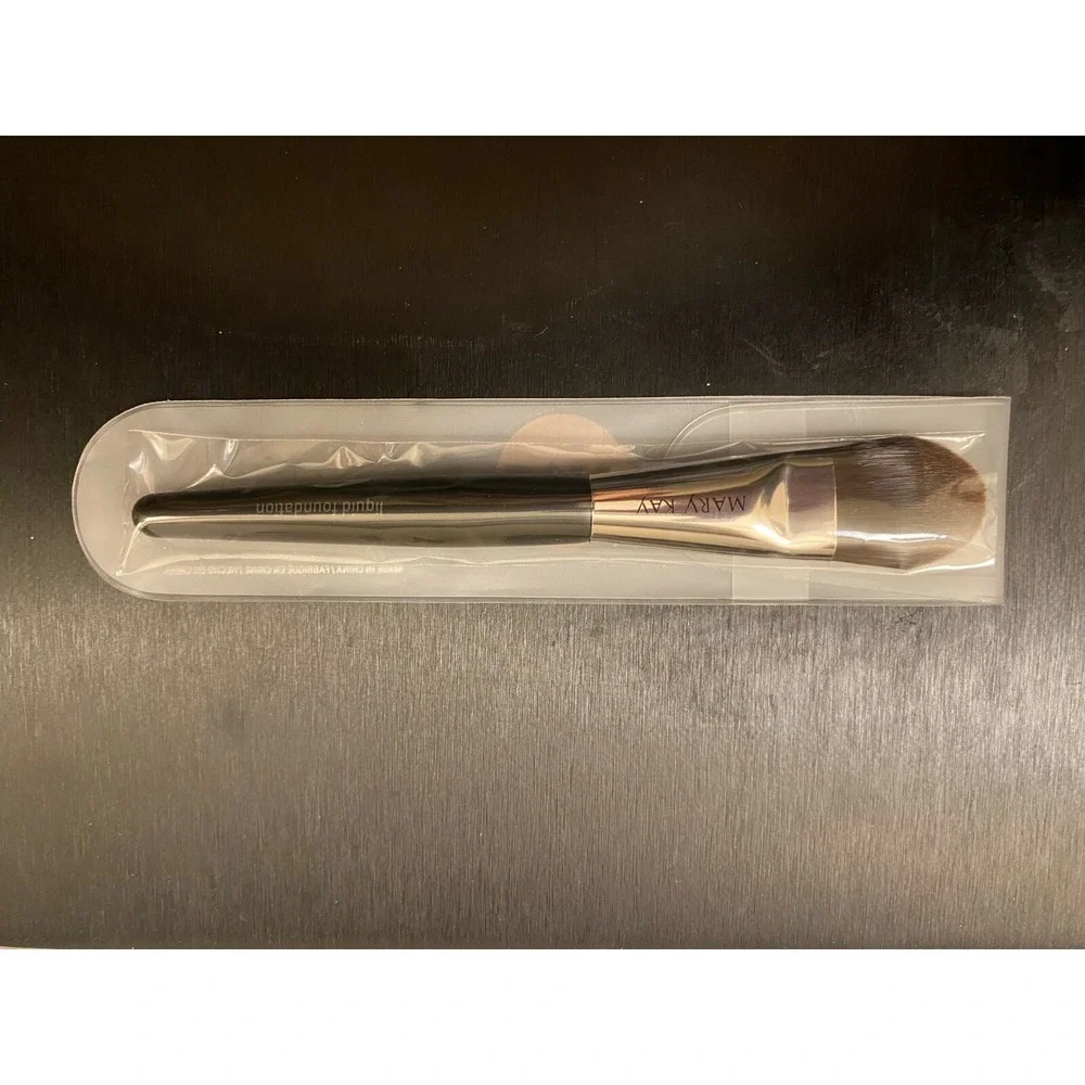 NEW Mary Kay Liquid Foundation Brush in Plastic Sleeve (Discontinued) - set of 2